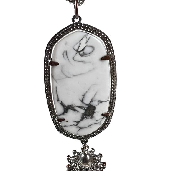 Kendra Scott Signature Rayne Tassel Pendant Necklace Howlite Long Silvertone - Picture 2 of 9